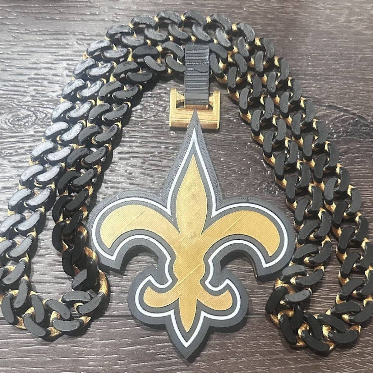 New Orleans Saints Elite Chain – Sleek Fan Power!